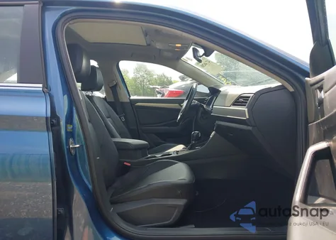 2019 Volkswagen Jetta 1.4T R-Line/1.4T S/1.4T Se из США, поврежденный, VIN 3VWC57BU3KM194267